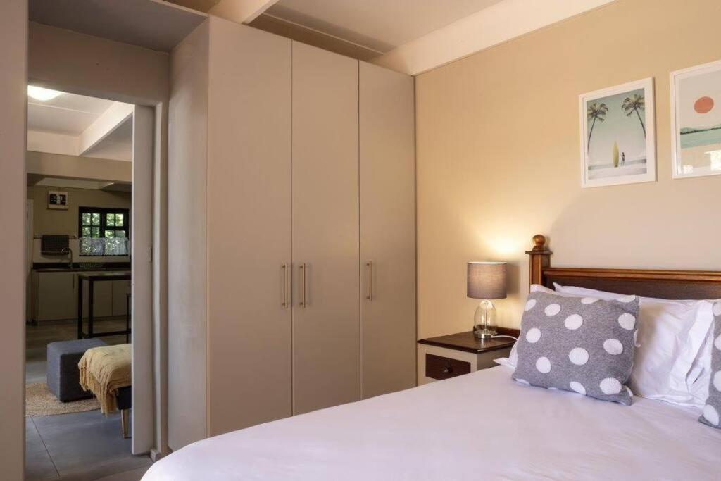 Mill Park Garden Cottage Port Elizabeth Extérieur photo